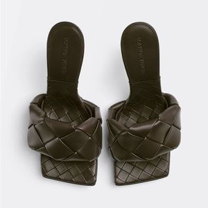 BOTTEGA VENETA LIDO QUILTED MULES